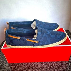 Women’s coach Mellow canvas size 9